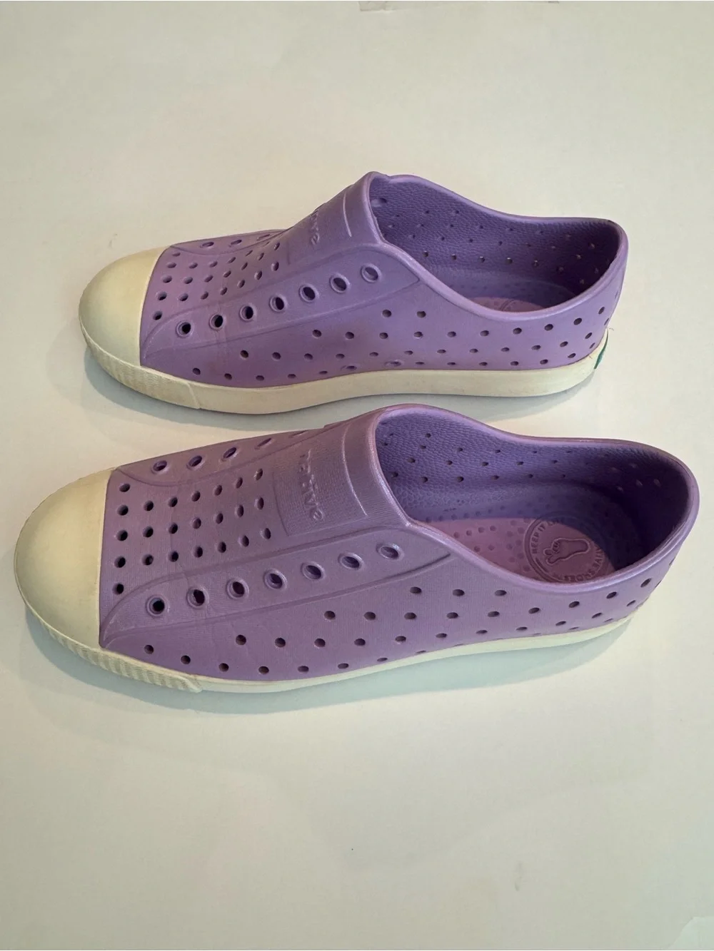 Native J3 Kids youth Girls Jefferson Slip-On water shoe Lavender purple shimmer